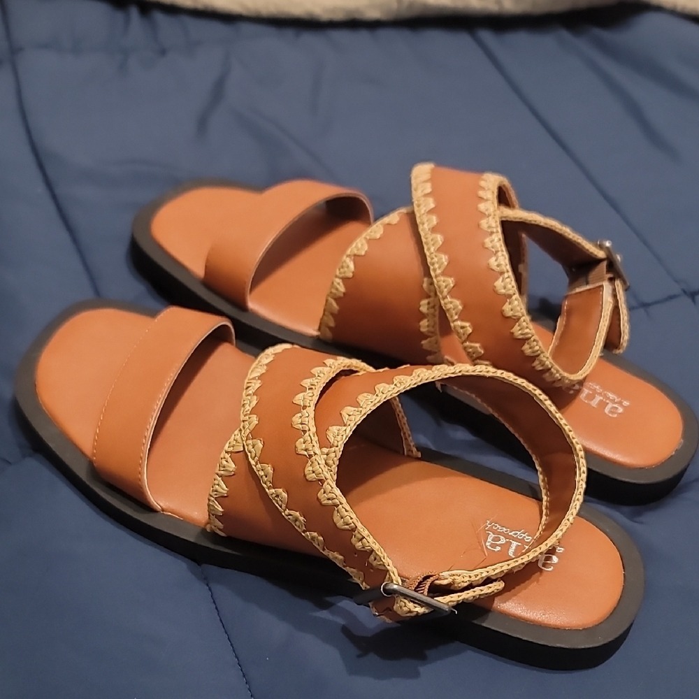 Stylish Tan Sandals with Woven Accents